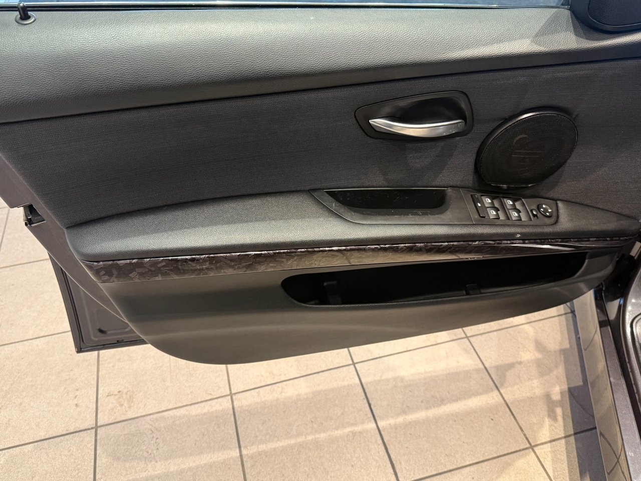 BMW 325 2007, bild 7/10