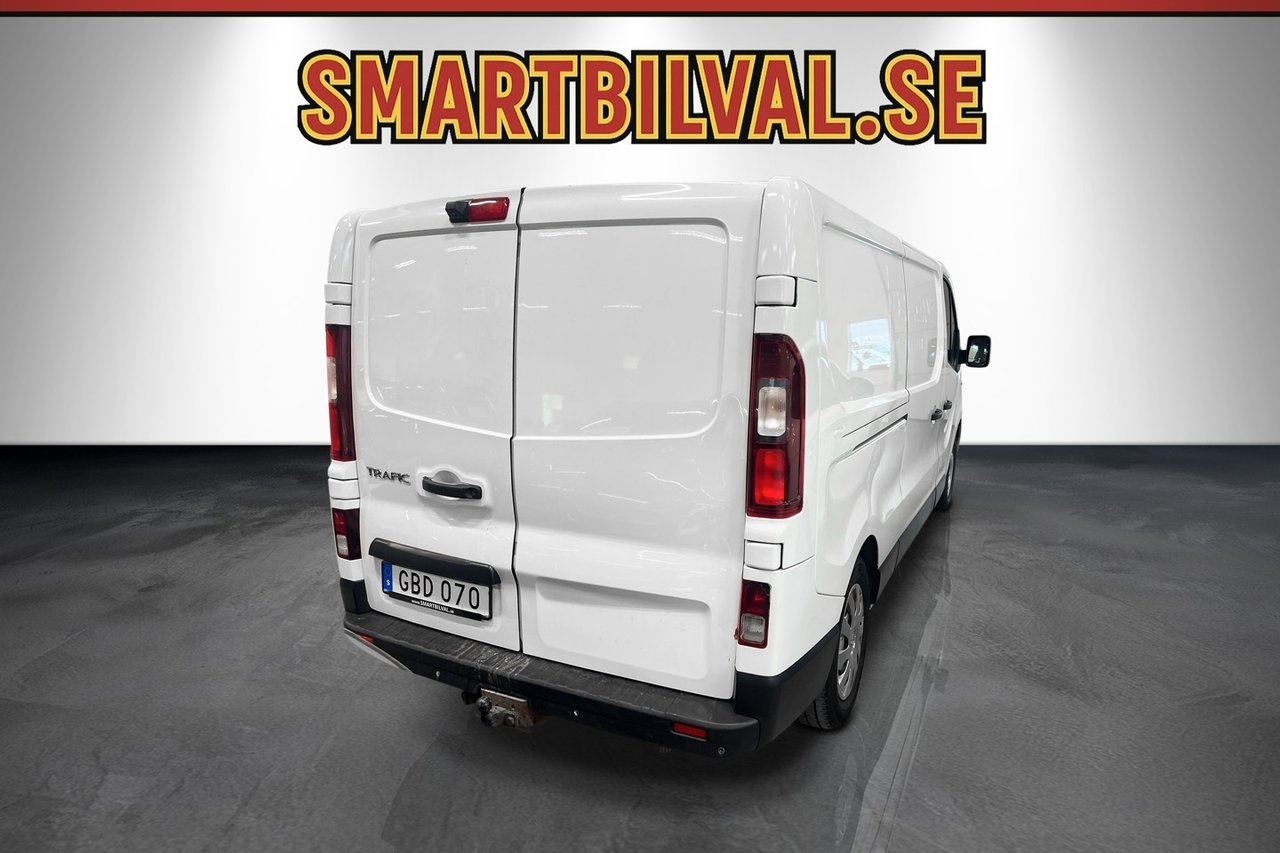 Renault Trafic 2015, bild 5/11