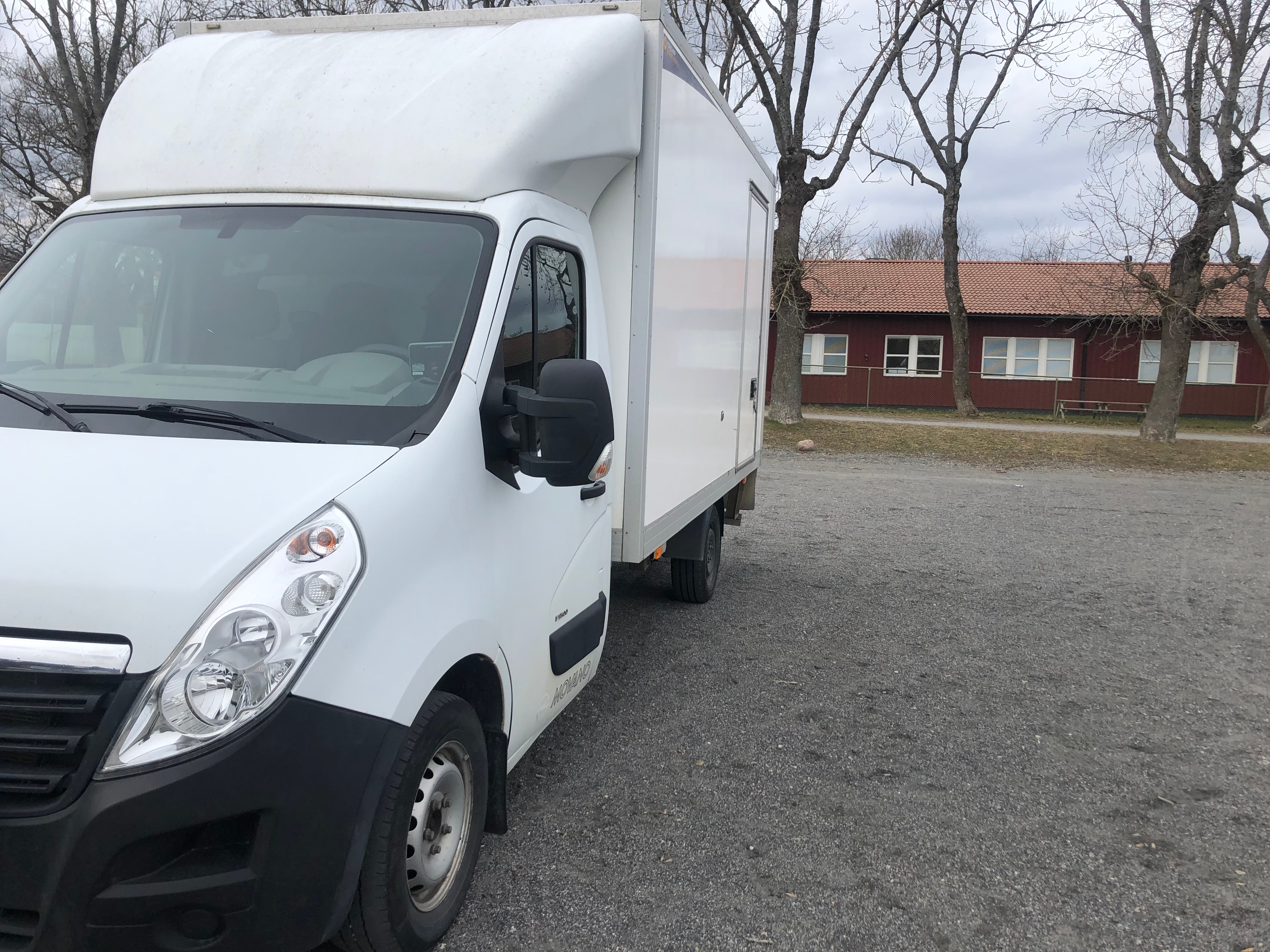 Opel Movano 2017, bild 2/6