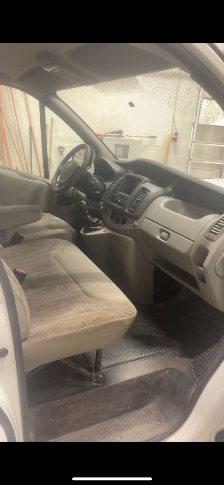 Nissan Primastar 2.9t 2.0 dCi Manuell 2013, bild 4/4