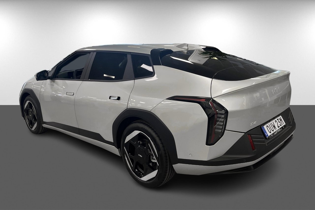 Kia EV4 FASTBACK PLUS 2026, bild 7/10