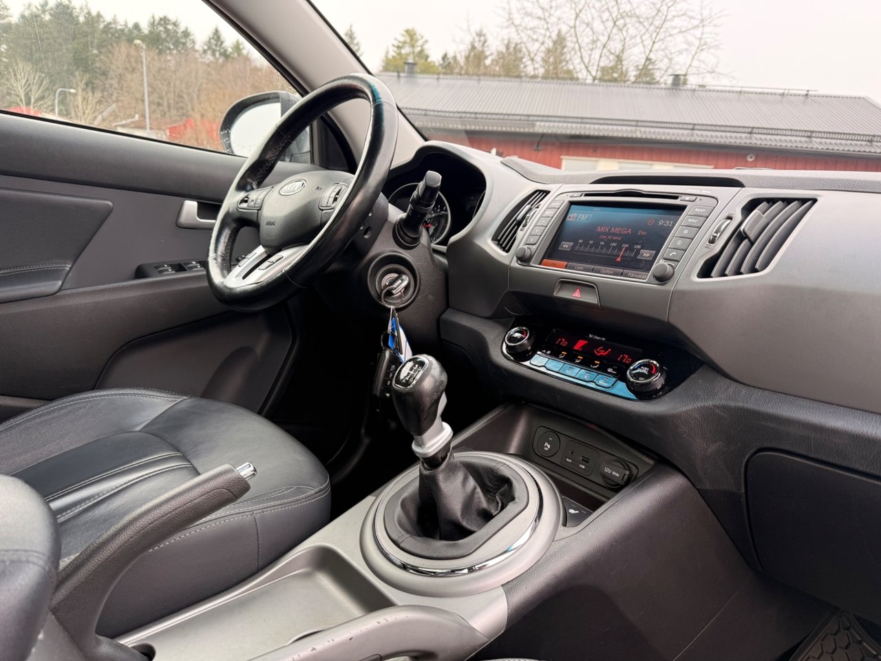 Kia Sportage 1.7 CRDi Limited Edition 2014, bild 5/10