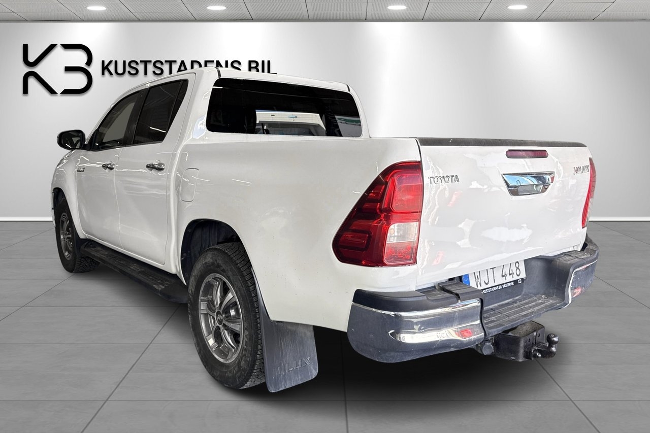 Toyota HiLux 2017, bild 5/10