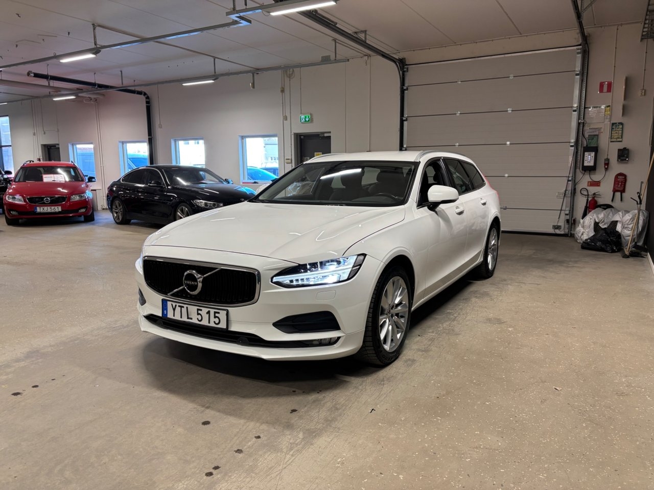 Volvo V90 2018, kuva 6/10
