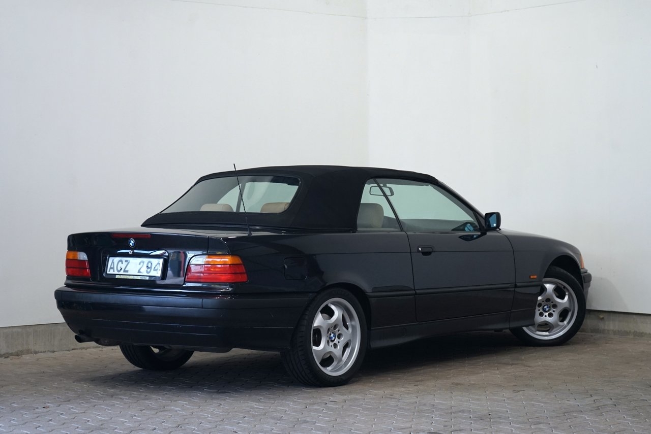 BMW 318 i Convertible 1998, bild 4/10