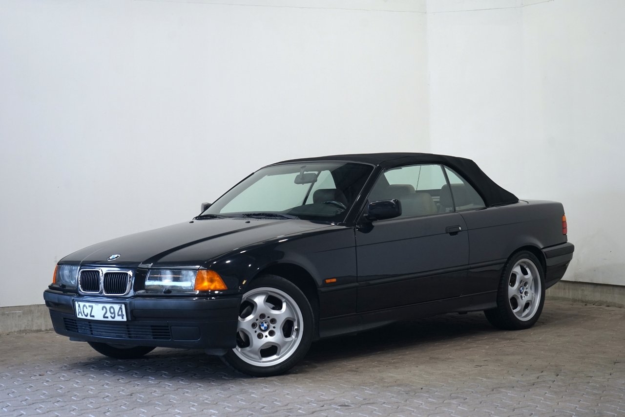 BMW 318 i Convertible 1998, bild 2/10
