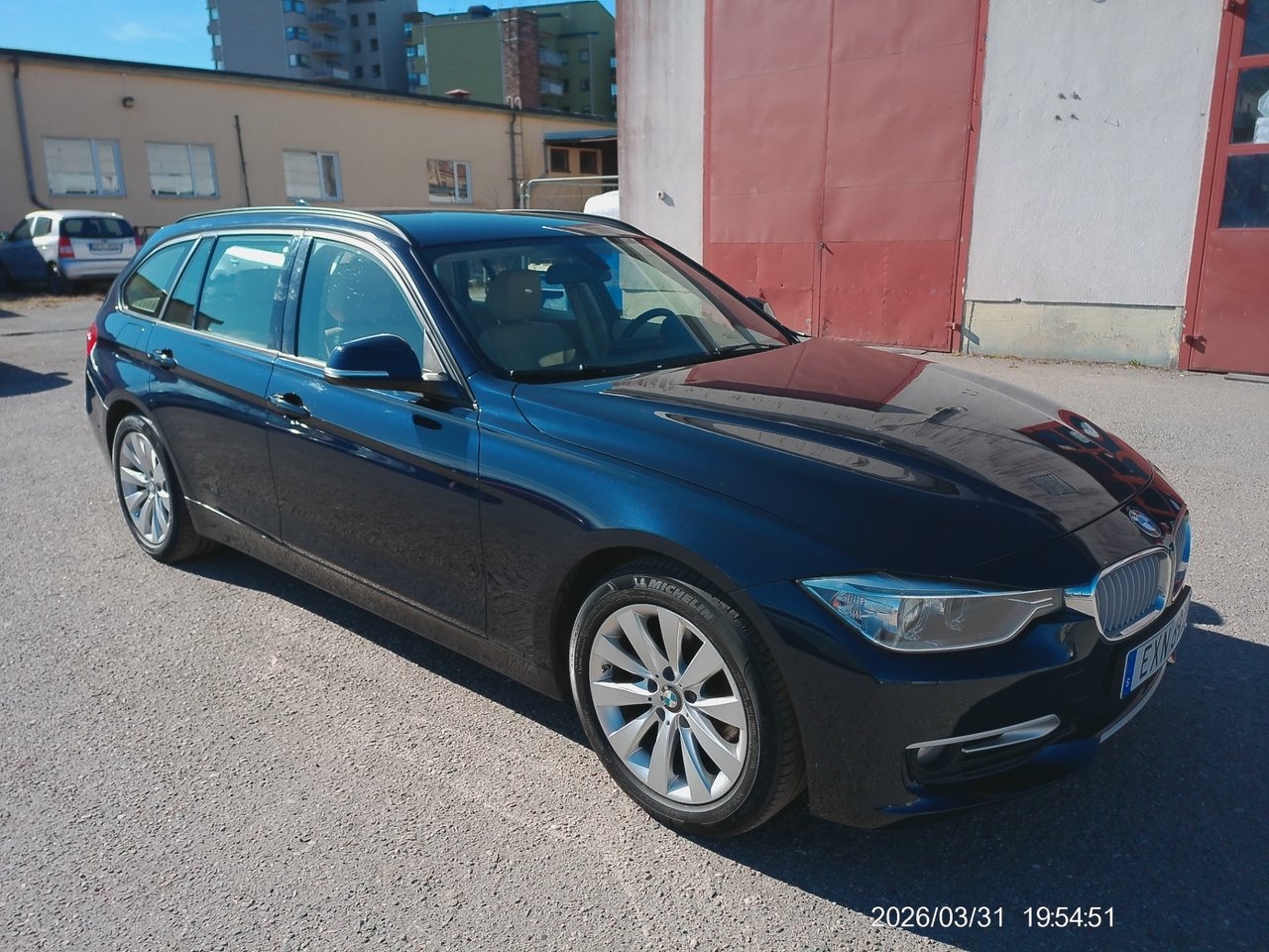 BMW 320 d Touring Euro 5 2015, bild 2/10