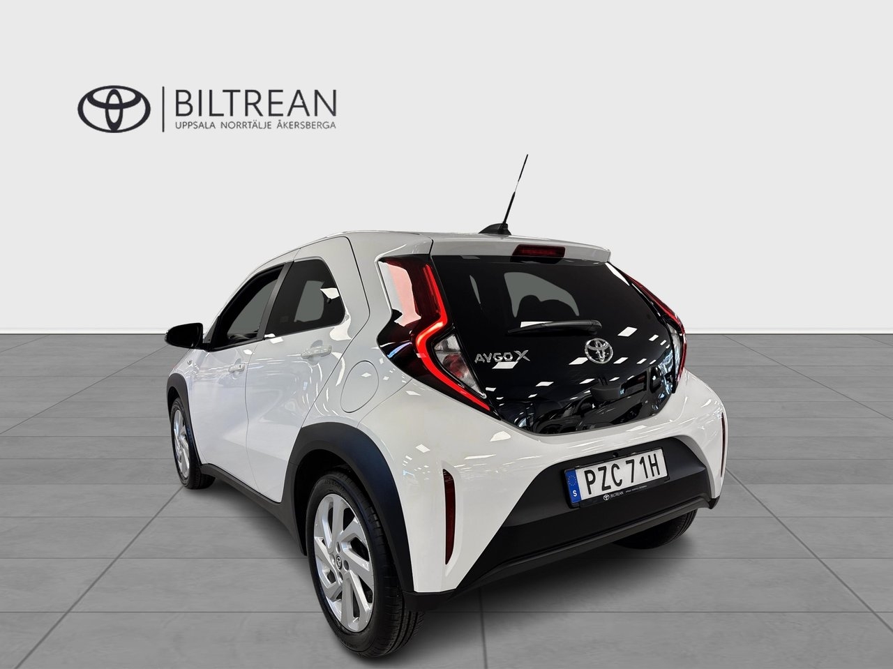 Toyota Aygo X 2024, bild 2/10