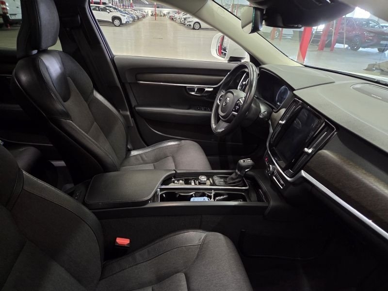 Volvo V90 Cross Country 2019, kuva 4/10