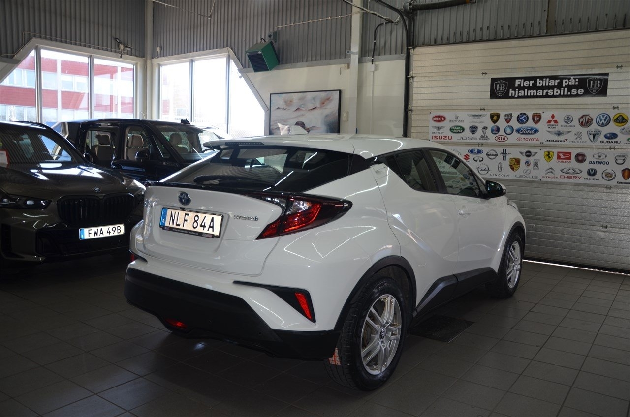 Toyota C-HR Hybrid CVT, 122hk Active 2022, bild 2/13