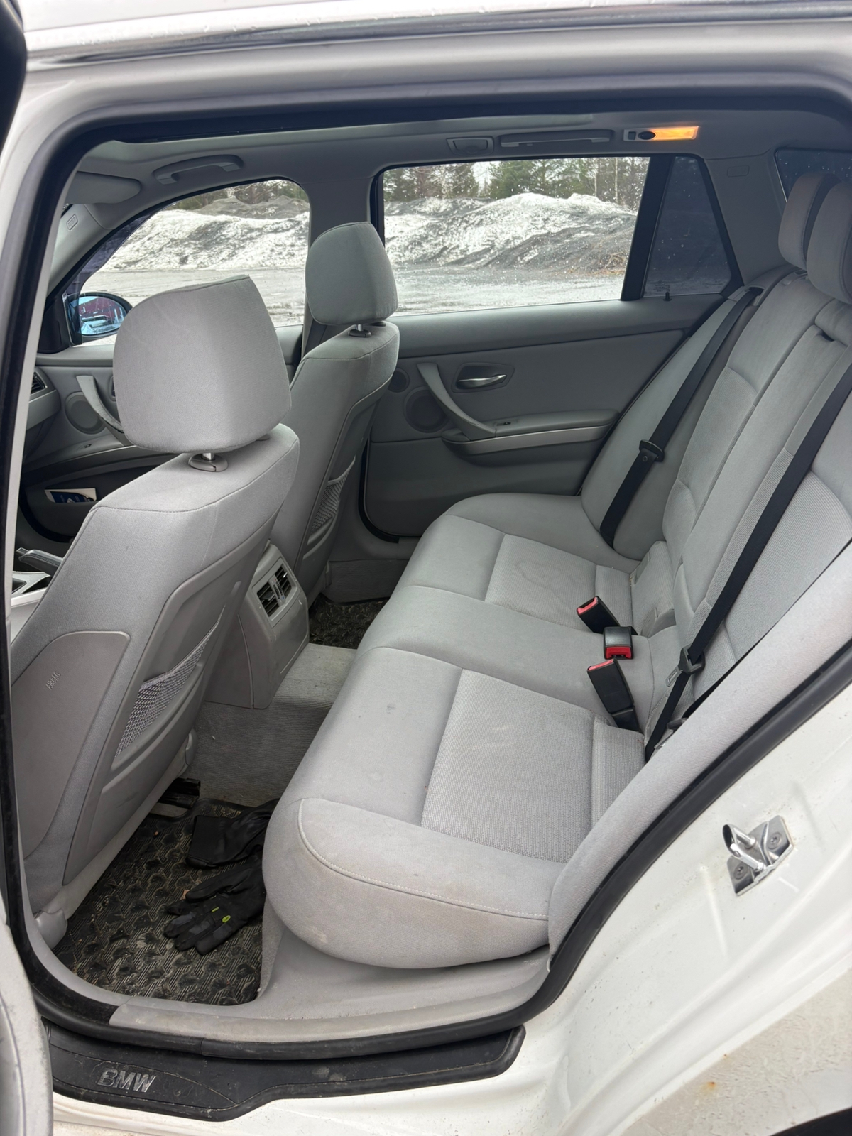 BMW 325i 2006, bild 7/8
