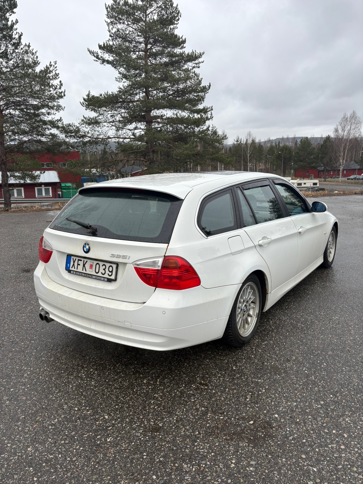 BMW 325i 2006, bild 5/8