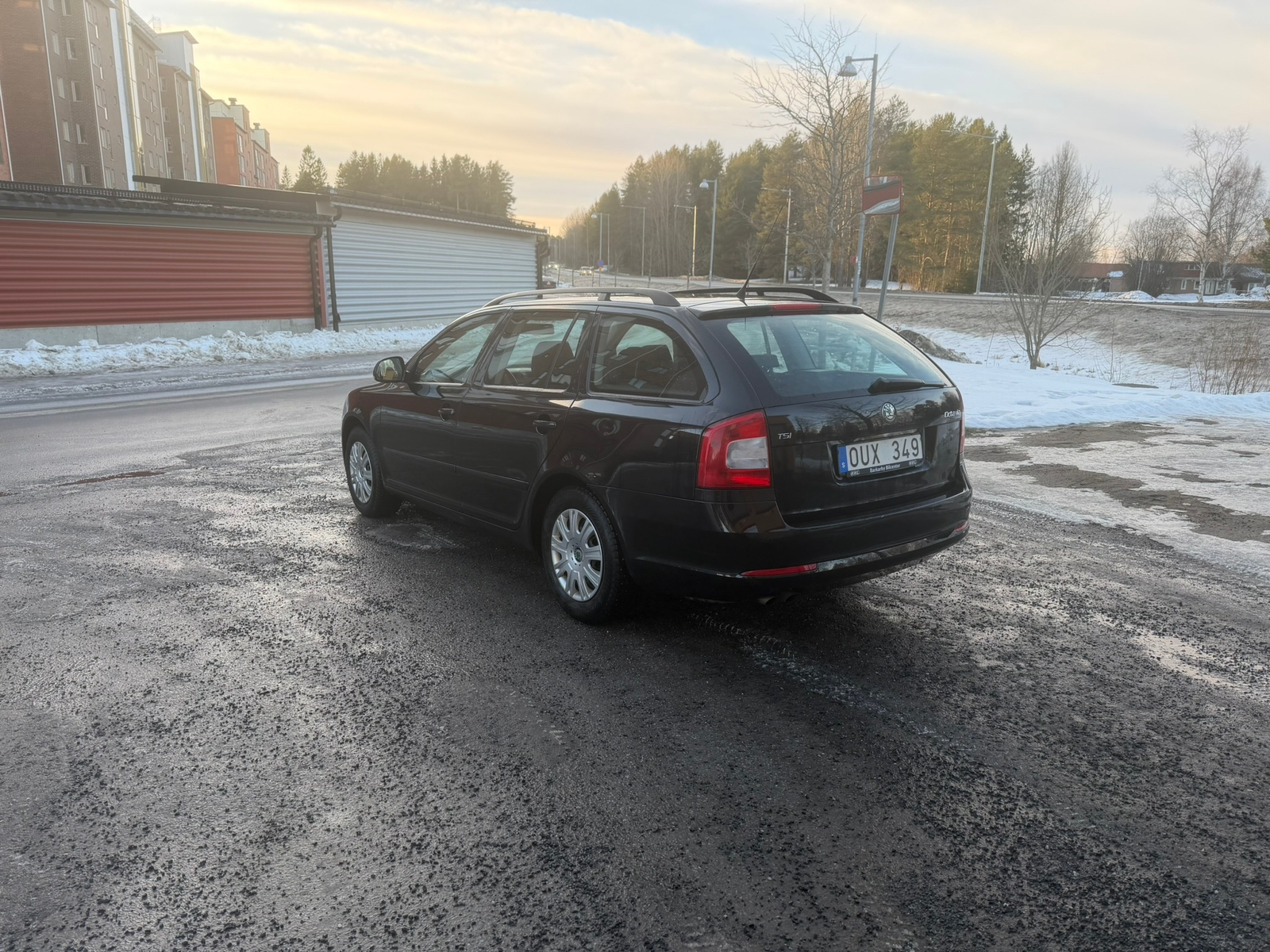 Skoda Octavia Kombi 1.4 TSI Manuell 2010, bild 2/10