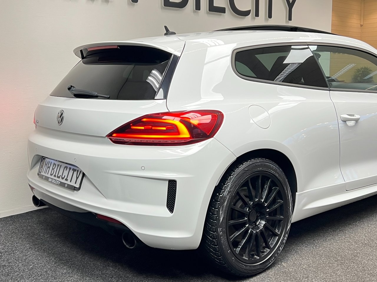 Volkswagen Scirocco R 2.0 TSI 280Hk DSG 2016, bild 6/10