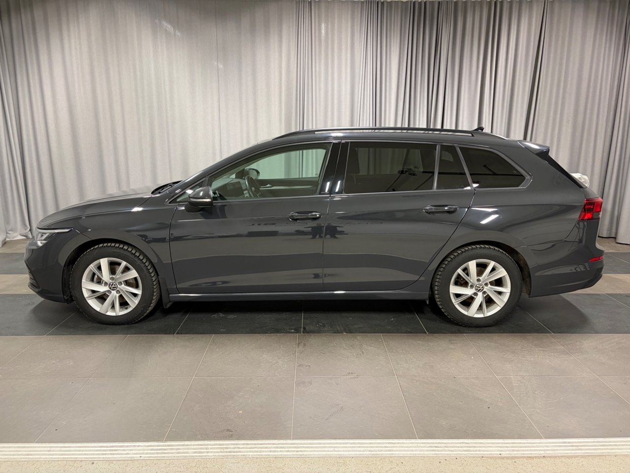 Volkswagen Golf 2023, bild 2/10