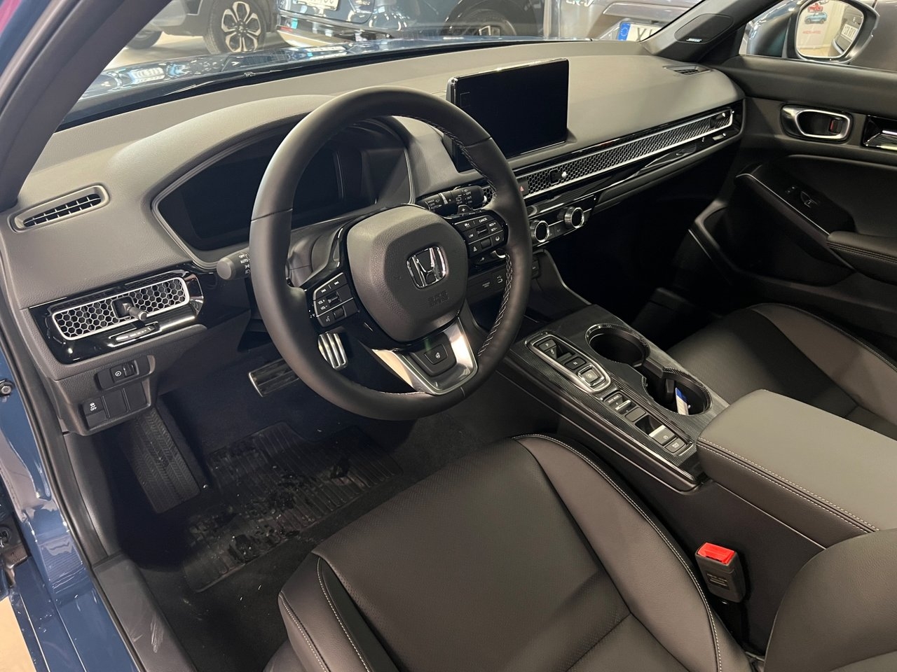 Honda Civic Advance hybrid e-CVT Euro 6 2026, photo 5/20