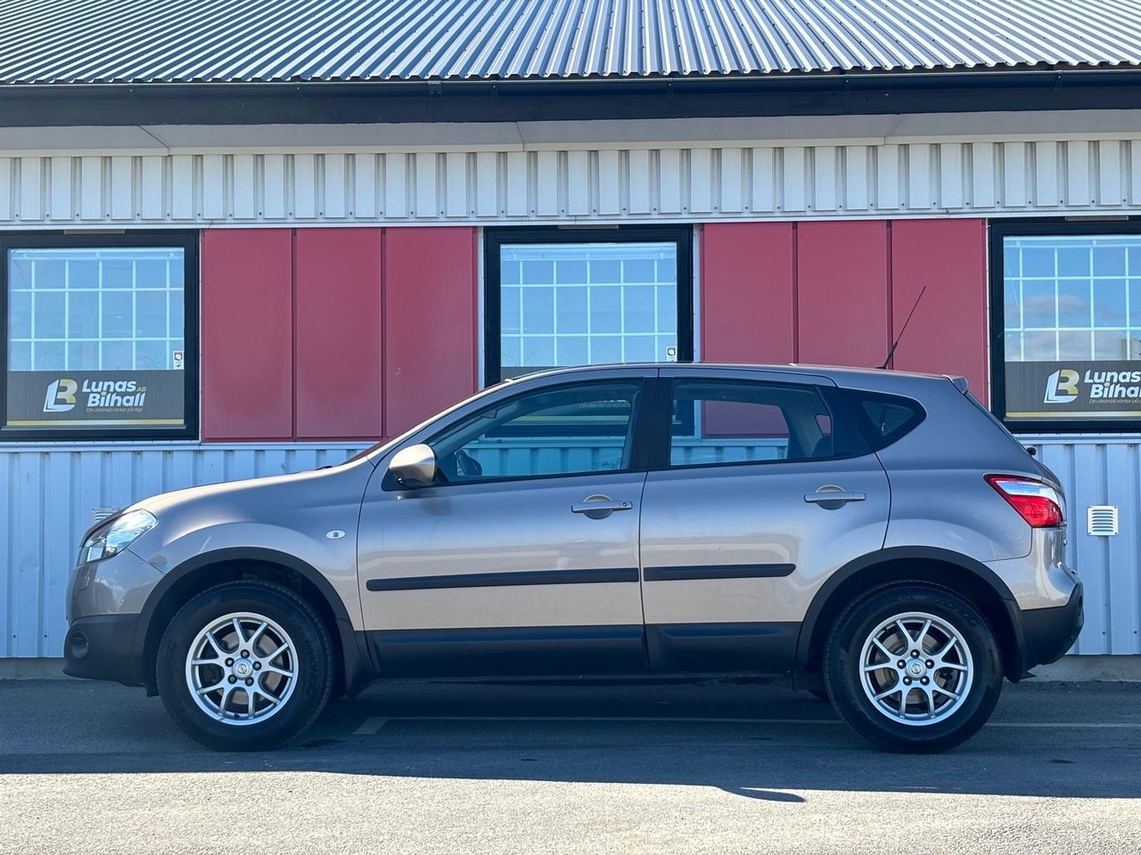 Nissan Qashqai 2010, photo 6/20