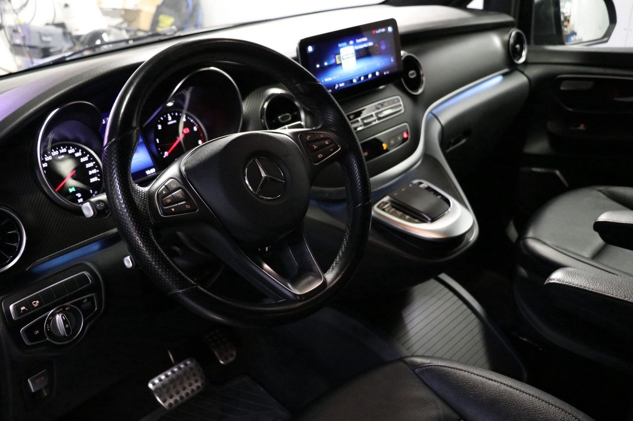 Mercedes-Benz V 300d 2022, bild 6/10