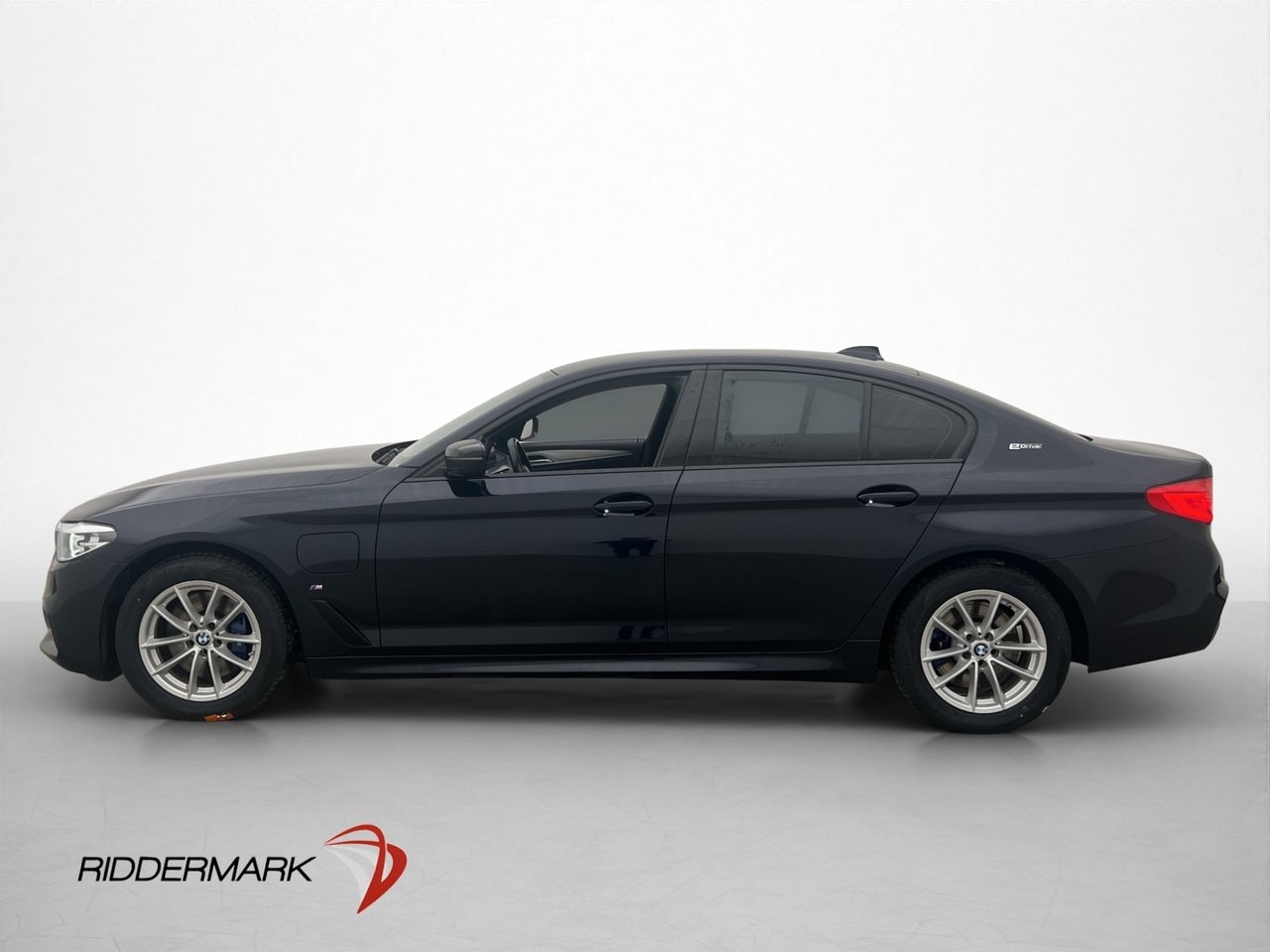 BMW 530 e Sedan M Sport Cockpit HiFi 2019, bild 5/24