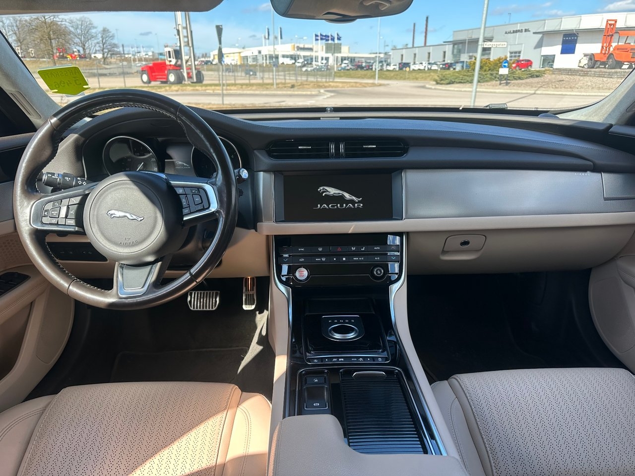 Jaguar XF 2019, bild 5/29