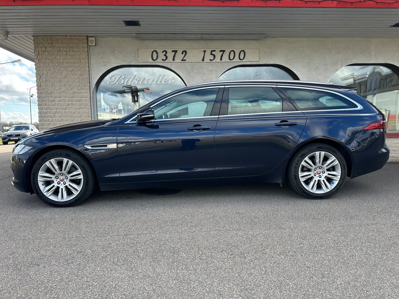 Jaguar XF 2019, bild 2/29