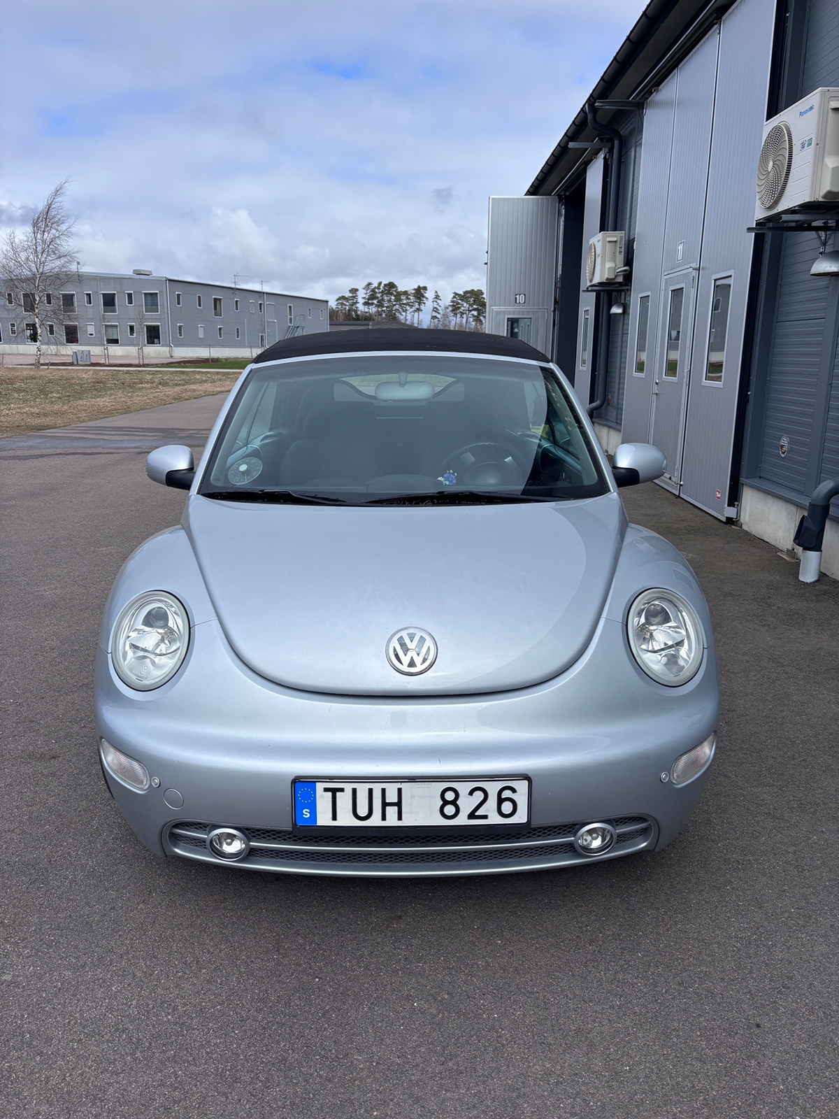 Volkswagen New Beetle 2003, bild 3/6