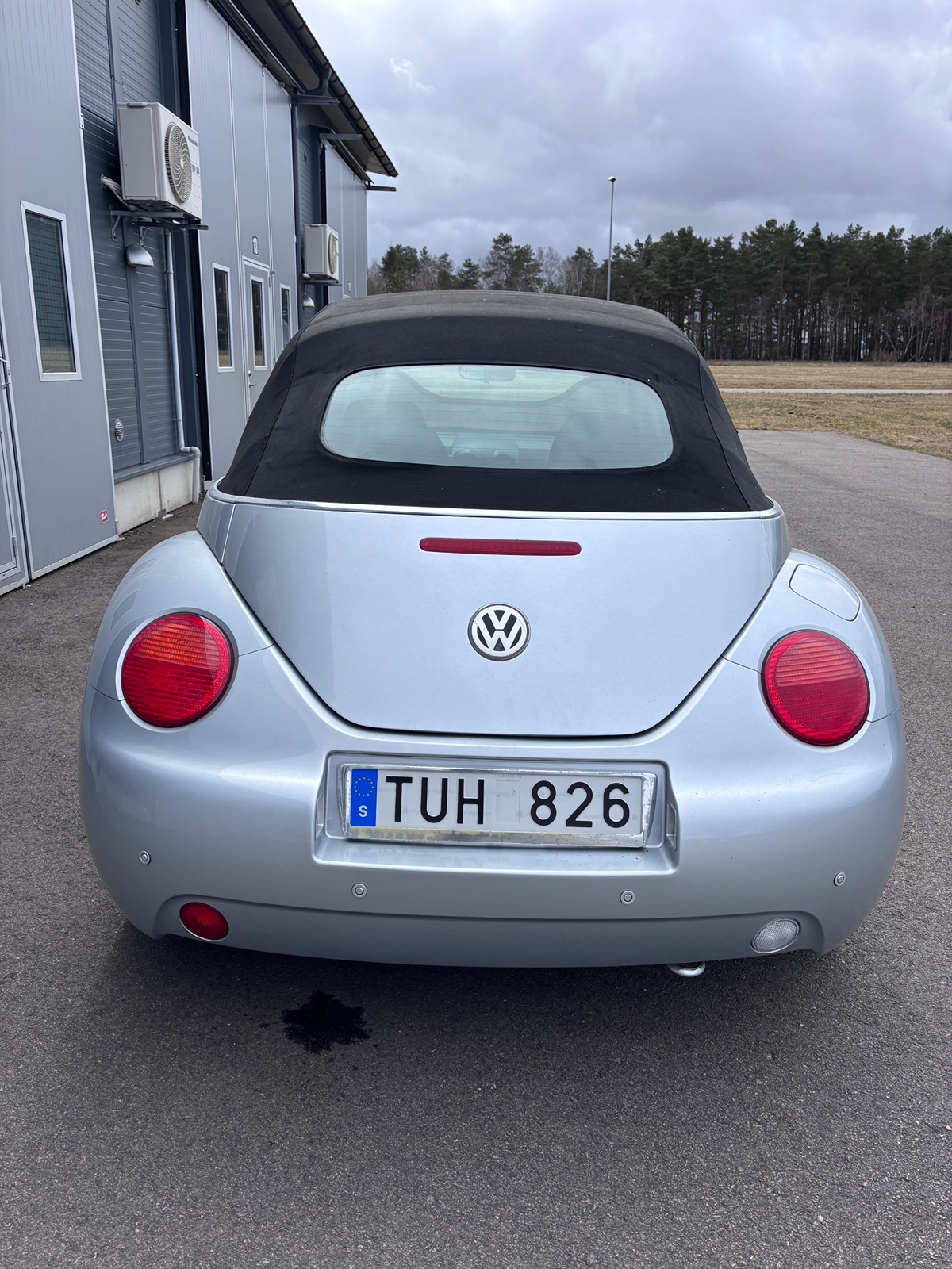 Volkswagen New Beetle 2003, bild 2/6