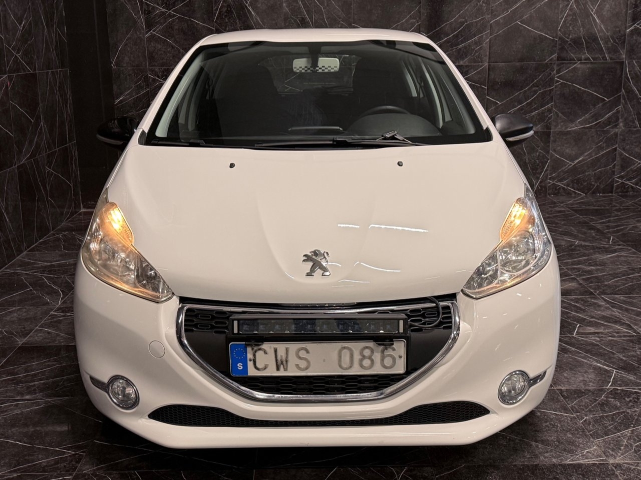 Peugeot 208 5-dörrar 1.2 VTi 2013, bild 7/10