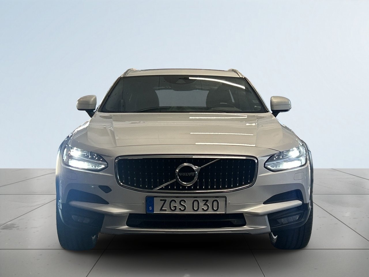 Volvo V90 Cross Country 2018, bild 2/10