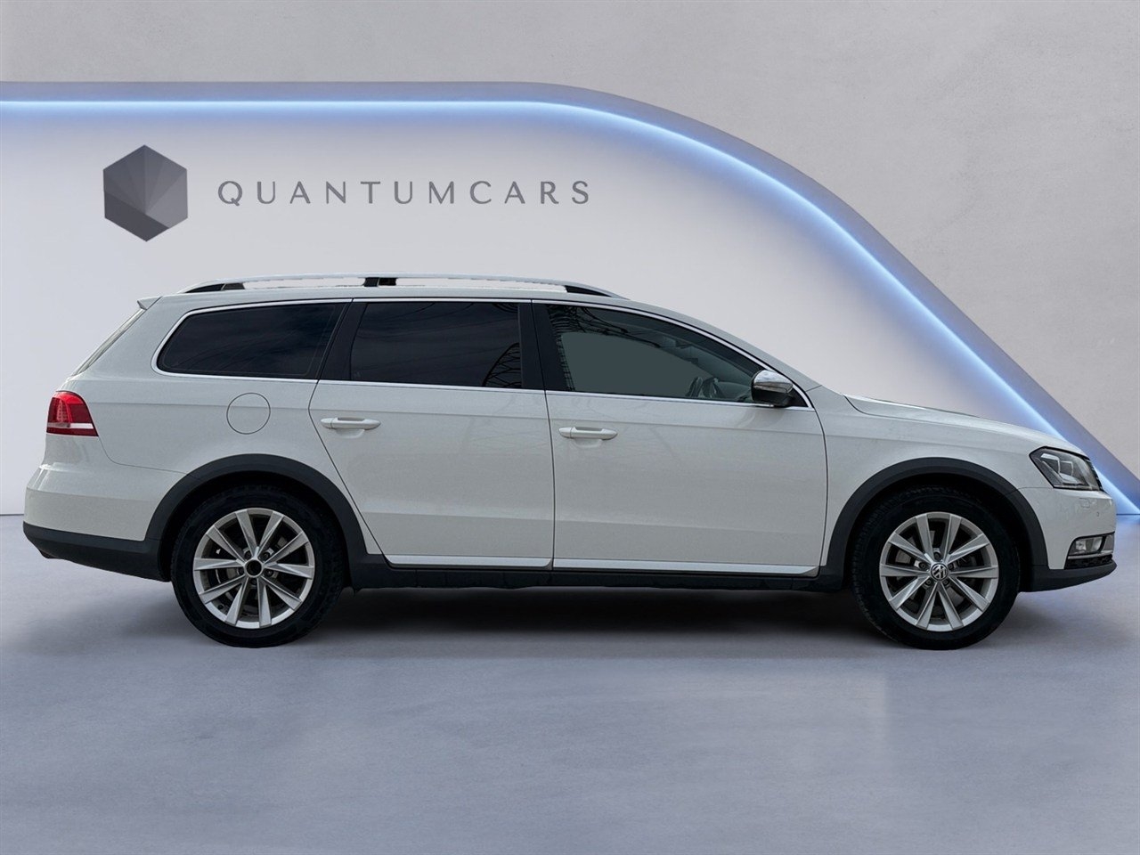 Volkswagen Passat 2015, photo 6/10