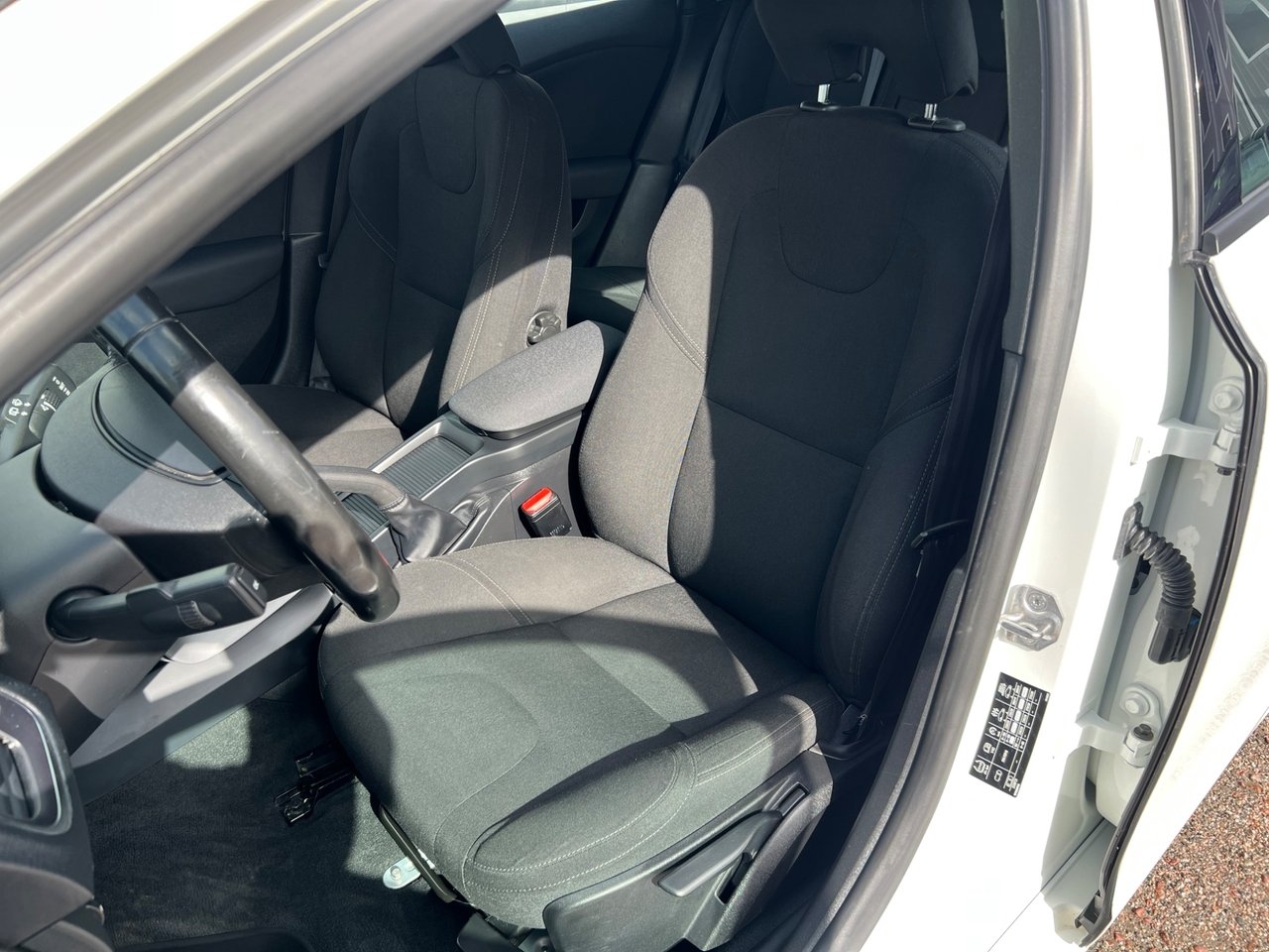 Volvo V40 2015, kuva 7/20