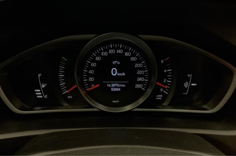 Volvo V40 D2 Manuell 2016, photo 7/7