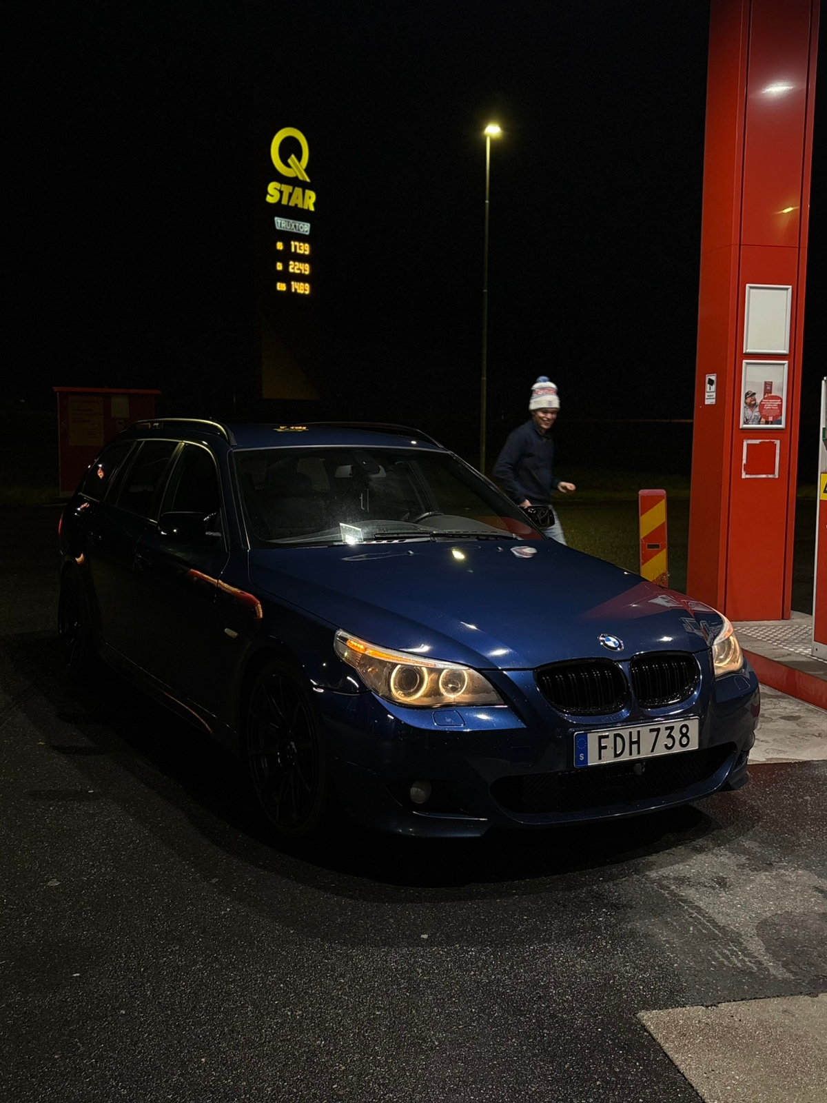 BMW 525