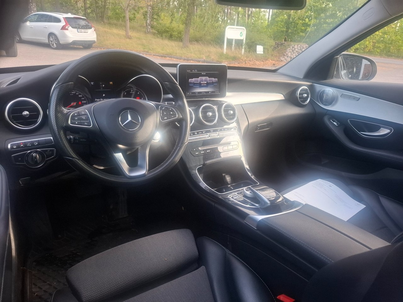 Mercedes-Benz C 2017, kuva 7/8
