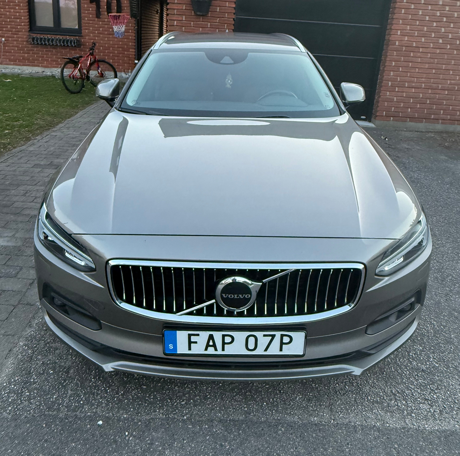 Volvo V90 D4 Geartronic 2021, bild 3/10