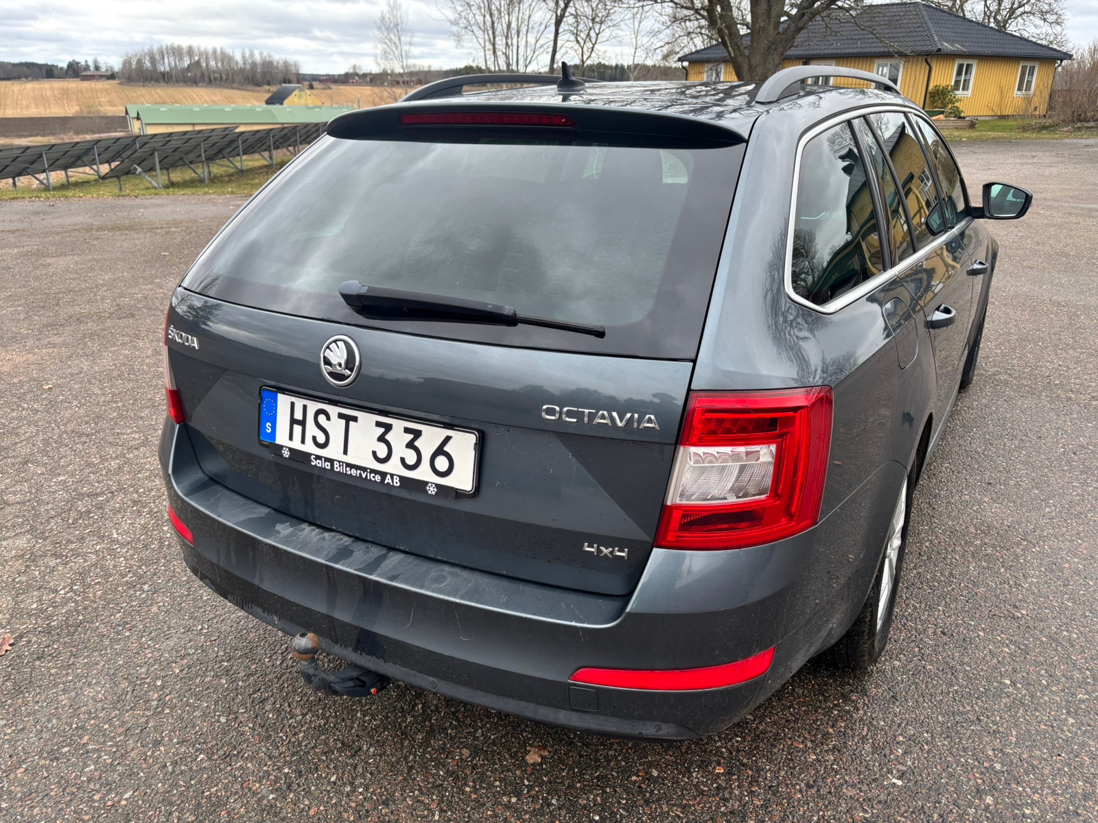 Skoda Octavia Kombi 1.6 TDI 4x4 Manuell 2016, bild 4/7