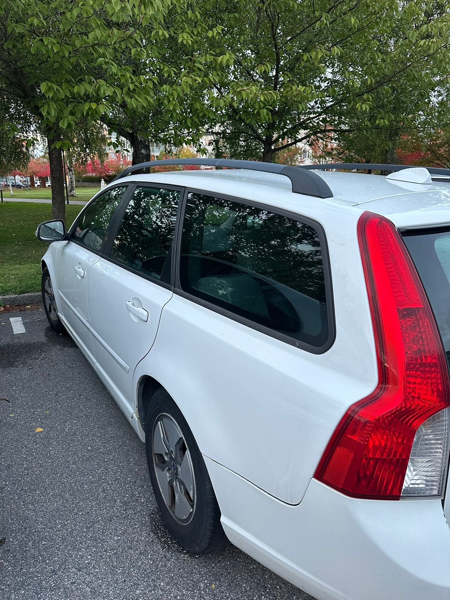 Volvo V50 D2 Manuell 2011, bild 3/5