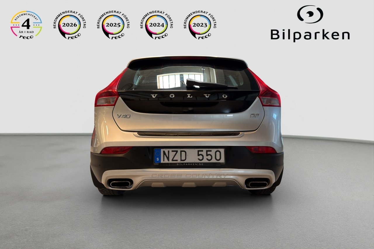 Volvo V40 Cross Country D2 Momentum 2014, kuva 6/10