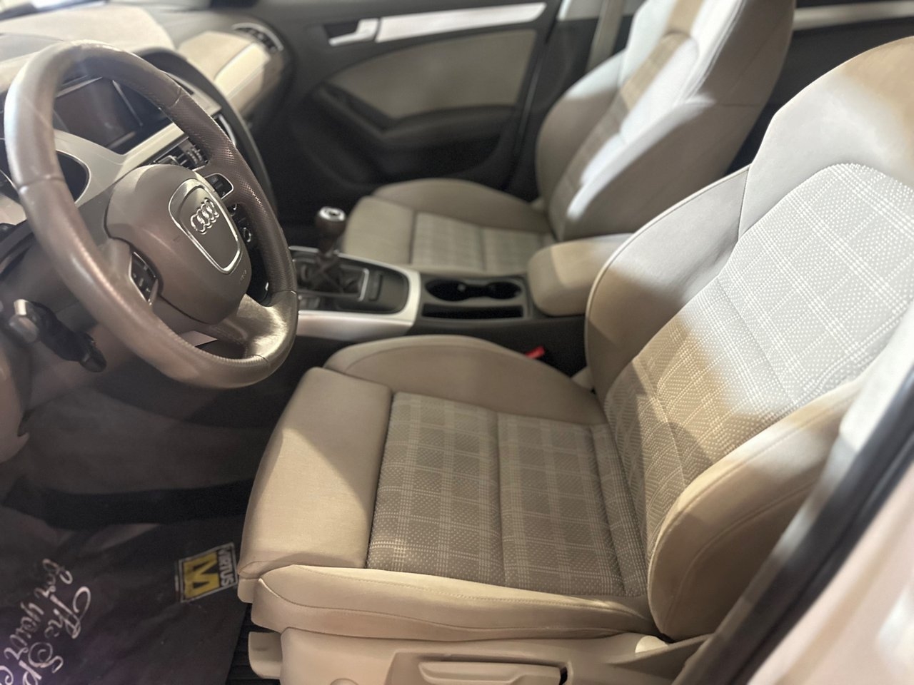 Audi A4 2.0 TFSI E85 Ny Servad 2011, bild 6/10