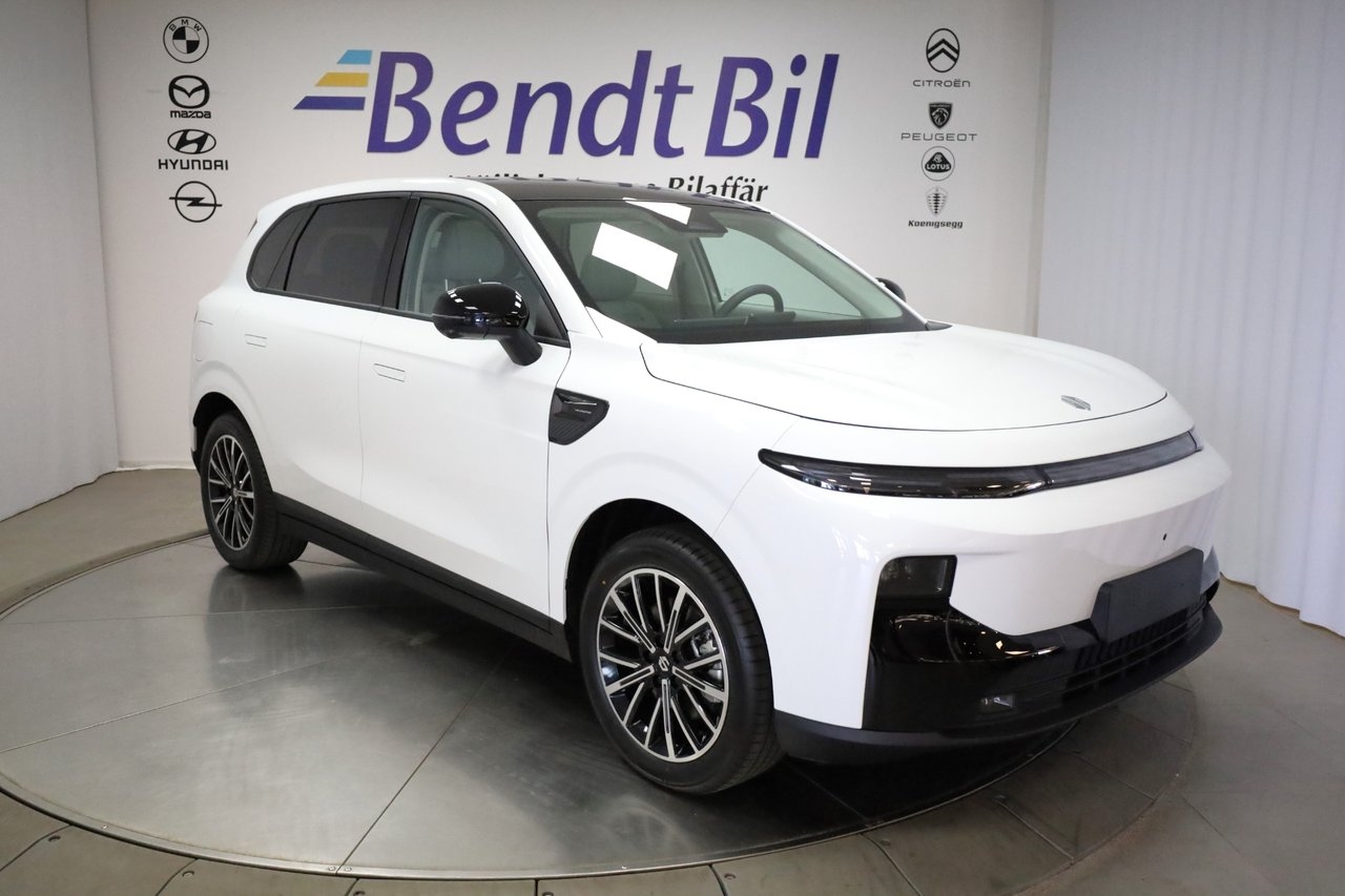 Leapmotor B10