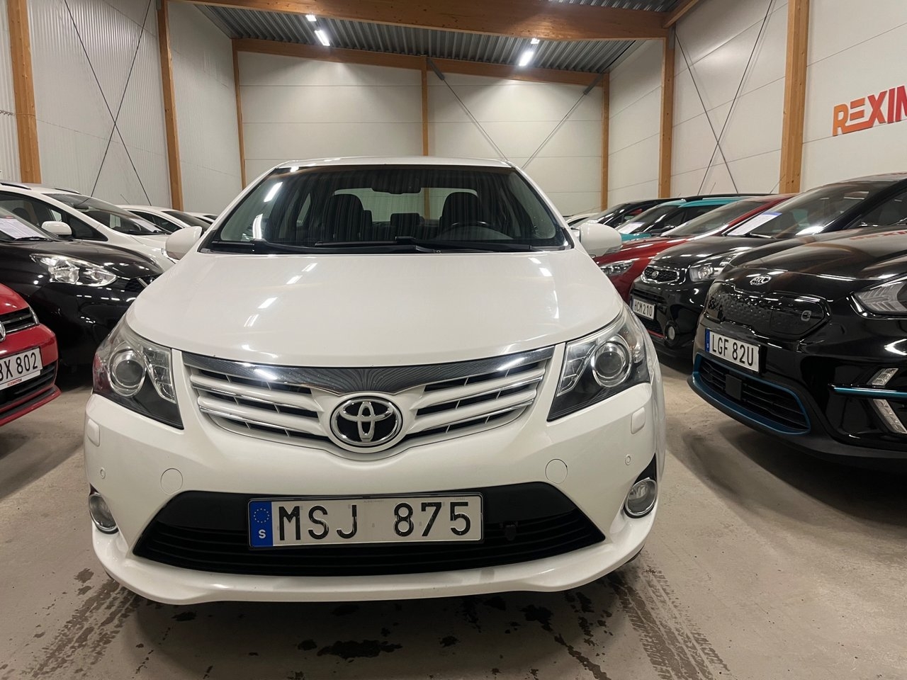 Toyota Avensis 2012, bild 7/10