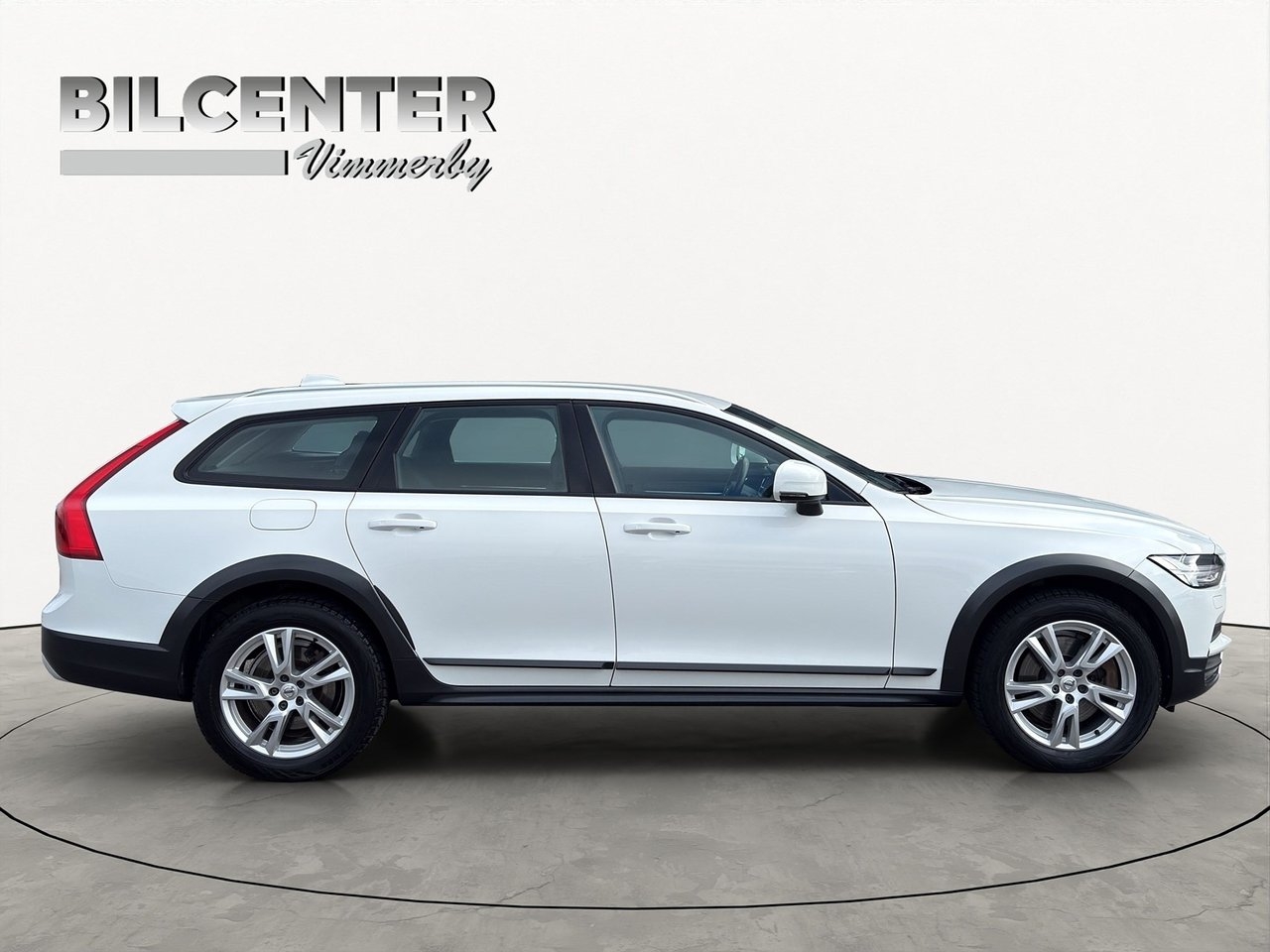 Volvo V90 Cross Country 2018, bild 6/24
