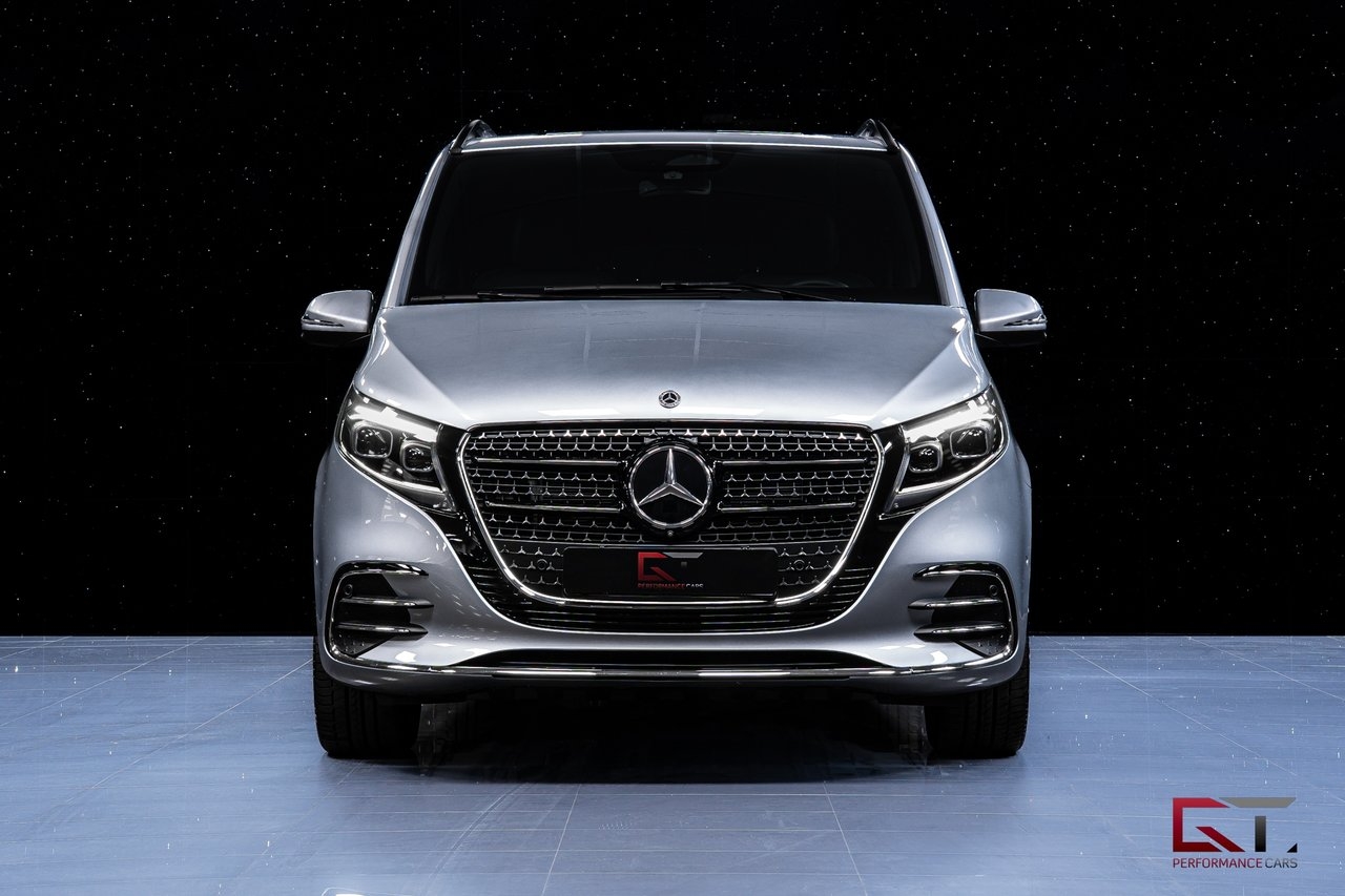 Mercedes-Benz V 2025, bild 4/10