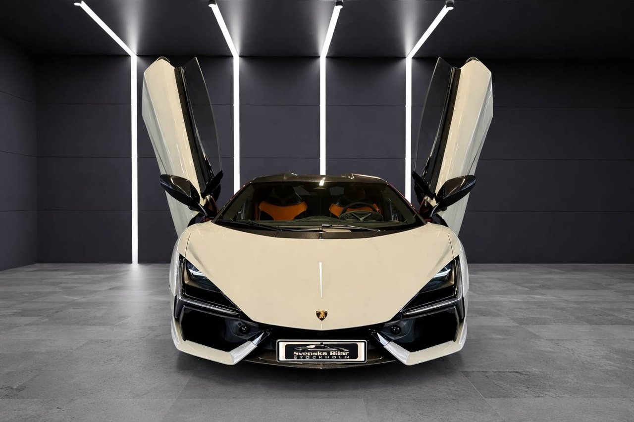 Lamborghini Revuelto 2026, bild 2/10