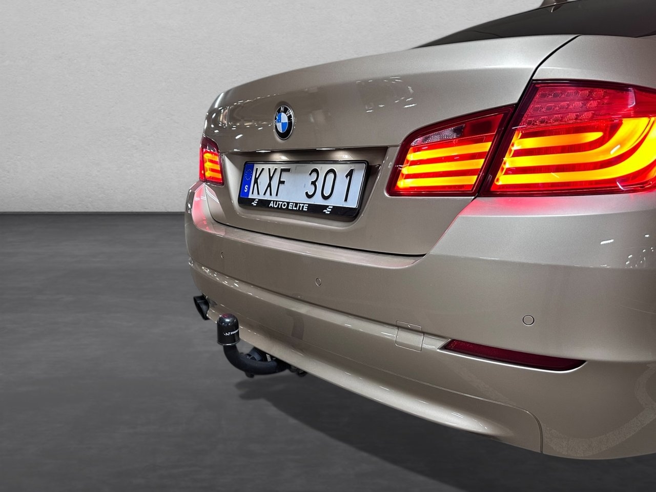 BMW 528 i 2011, kuva 7/10