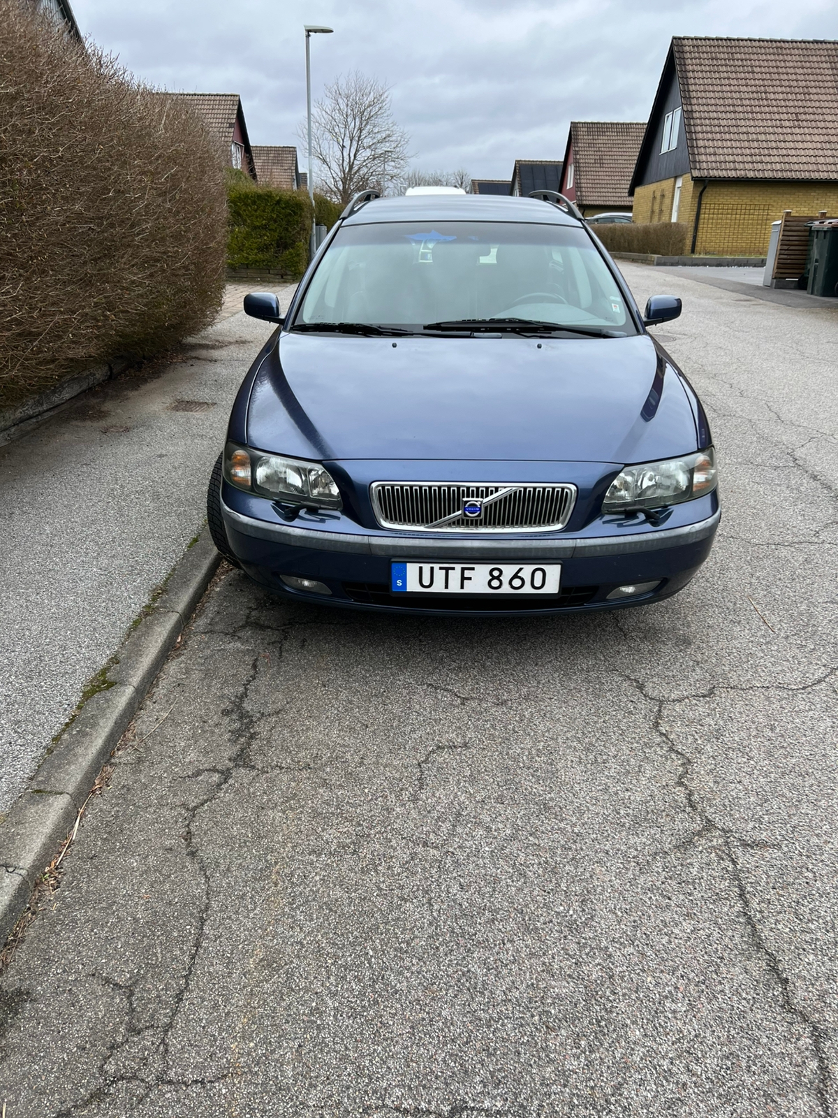 Volvo V70 2.4 Manuell 2004, bild 3/8