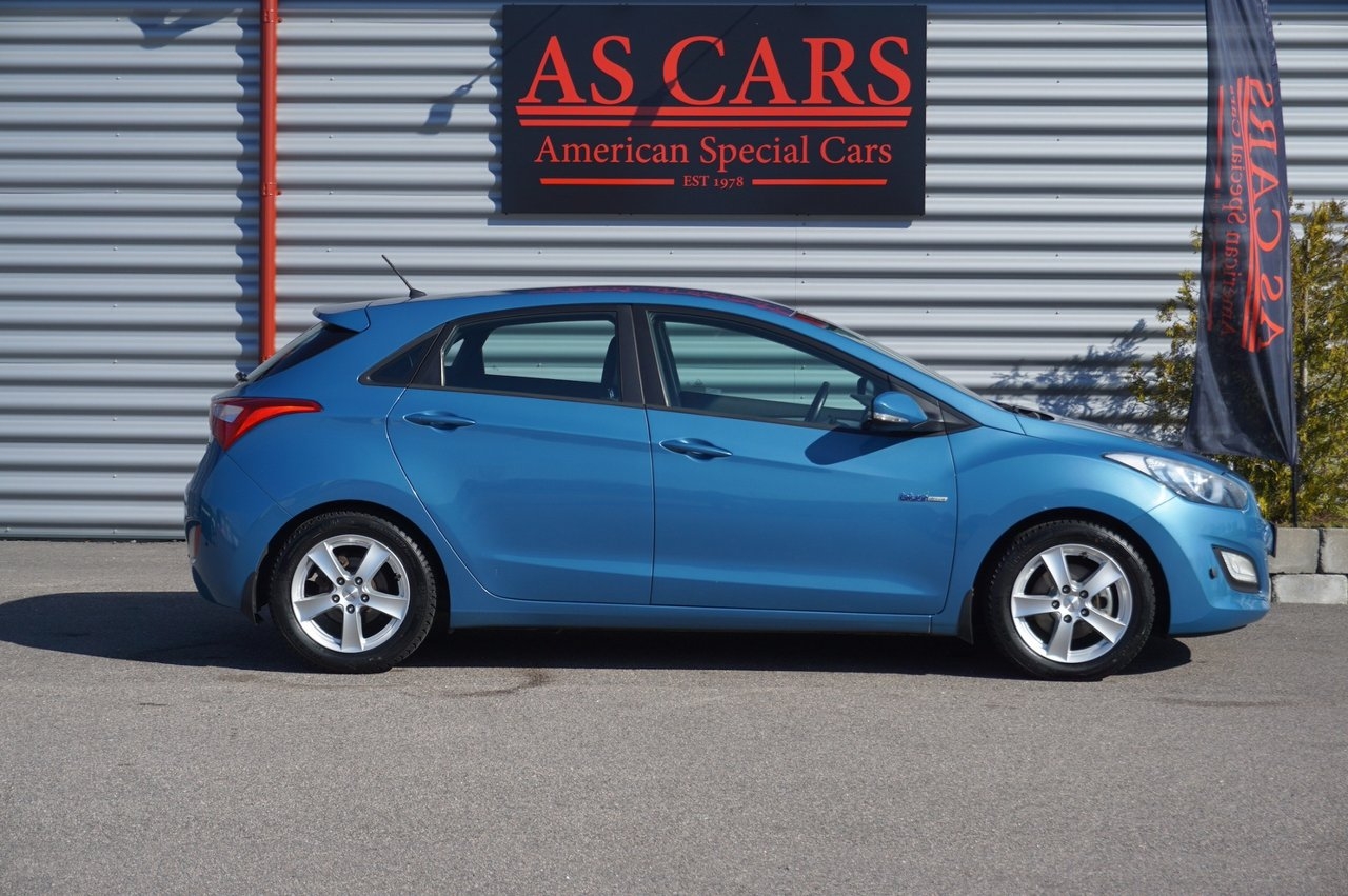 Hyundai i30 5-dörrar 1.6 CRDi Business 2014, bild 3/10