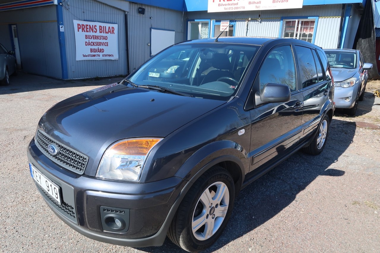 Ford Fusion 2010, kuva 2/10