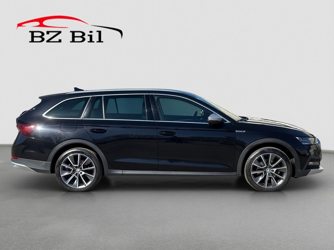 Skoda Octavia 2023, kuva 6/10
