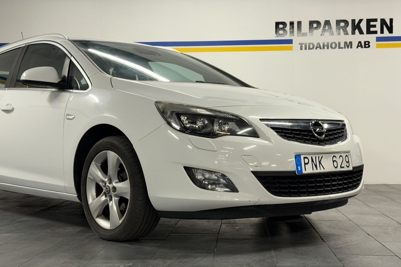 Opel Astra 2012, bild 4/32